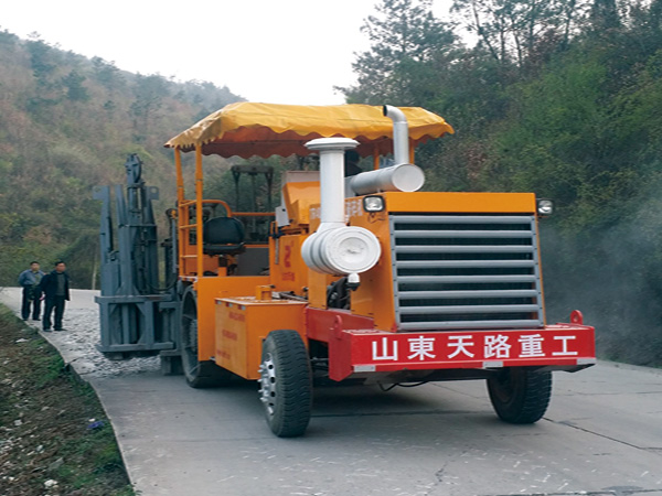 多錘頭破碎機(jī)